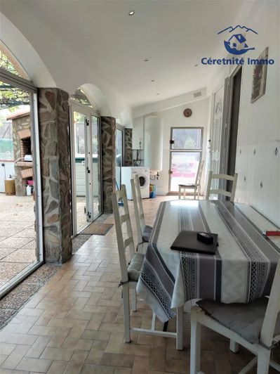 Image No.9-2 Bed House for sale