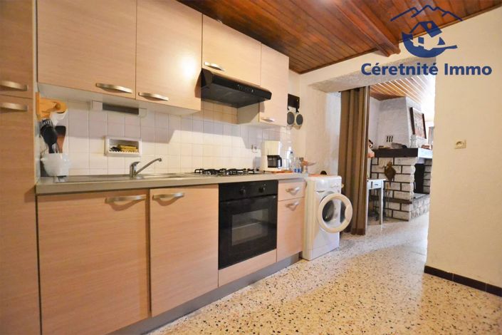 Image No.6-3 Bed House for sale