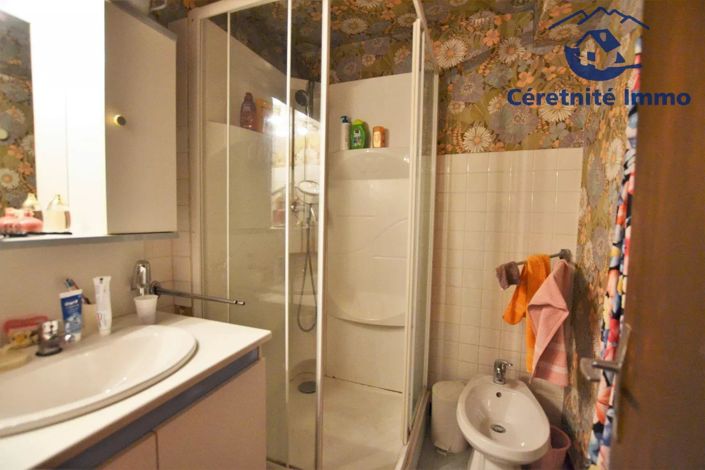 Image No.8-3 Bed House for sale