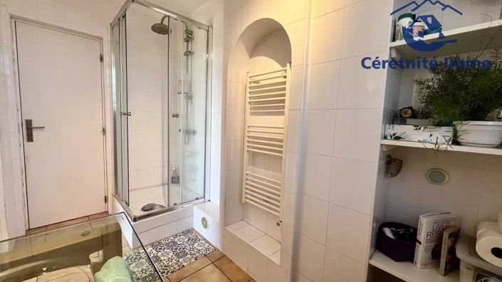 Image No.48-8 Bed House for sale