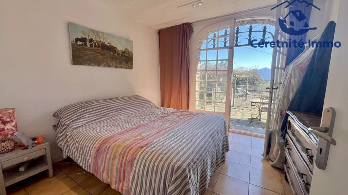 Image No.49-8 Bed House for sale