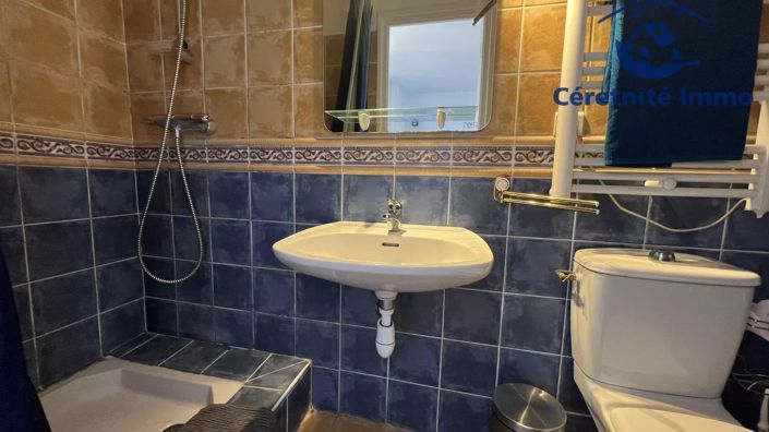 Image No.55-8 Bed House for sale