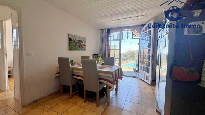 Image No.57-8 Bed House for sale