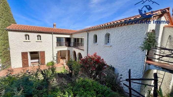 Image No.9-8 Bed House for sale