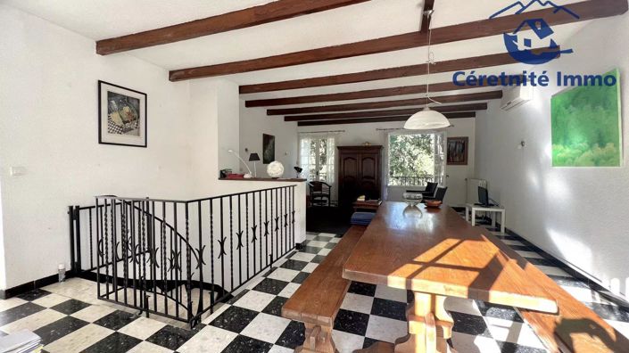 Image No.2-5 Bed House for sale