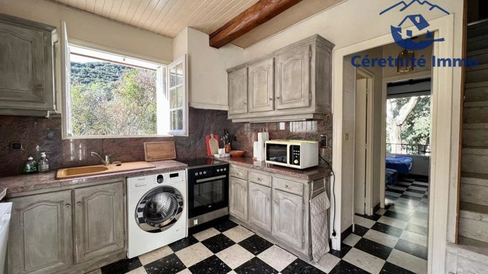 Image No.4-5 Bed House for sale