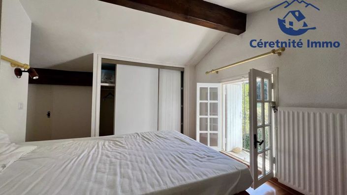 Image No.9-5 Bed House for sale