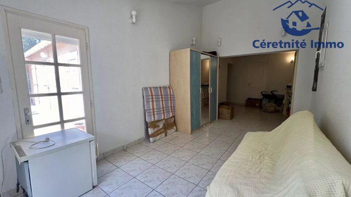 Image No.18-3 Bed House for sale