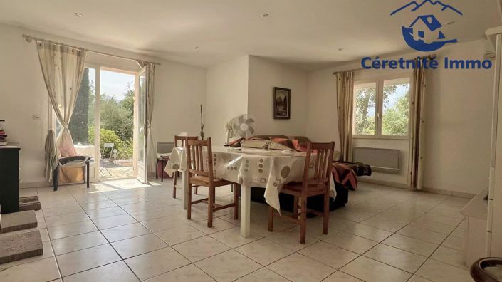 Image No.2-3 Bed House for sale