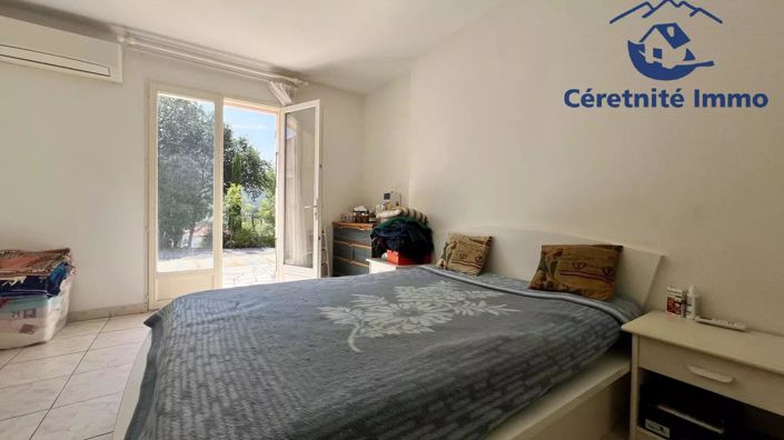 Image No.9-3 Bed House for sale