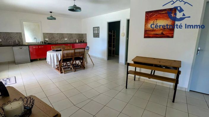 Image No.25-5 Bed House for sale