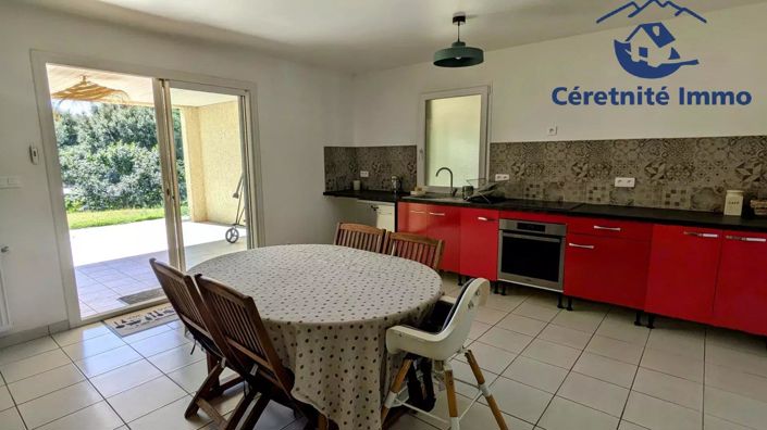 Image No.27-5 Bed House for sale