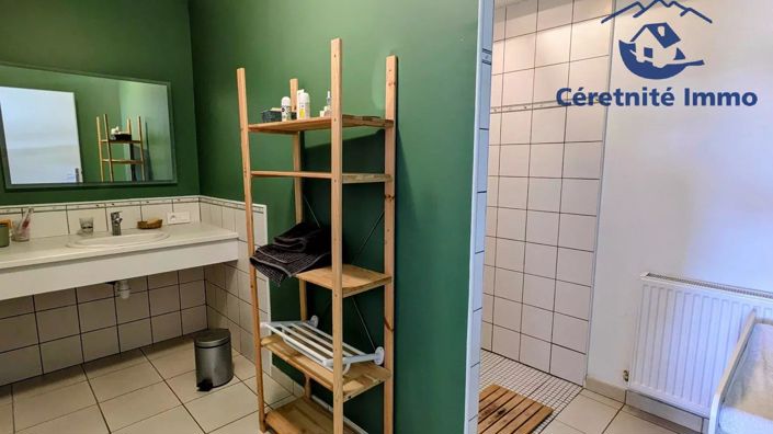 Image No.28-5 Bed House for sale