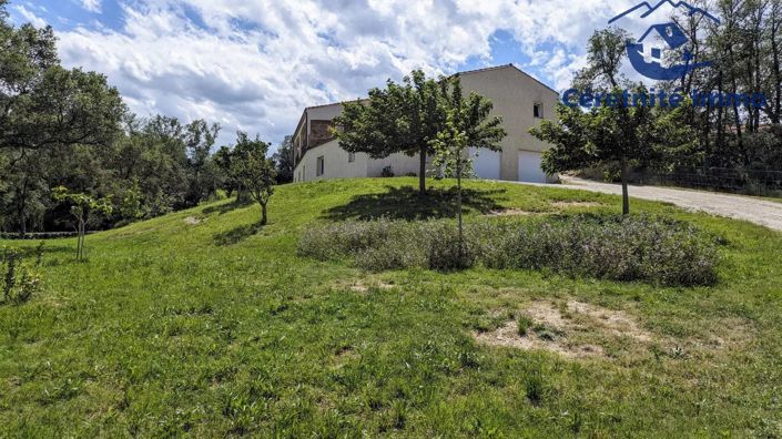 Image No.9-5 Bed House for sale