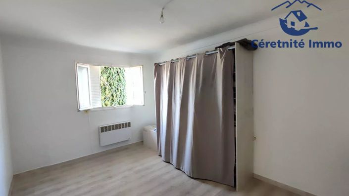 Image No.5-5 Bed House for sale