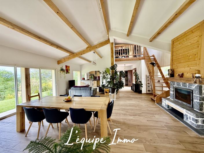 Image No.2-4 Bed House for sale