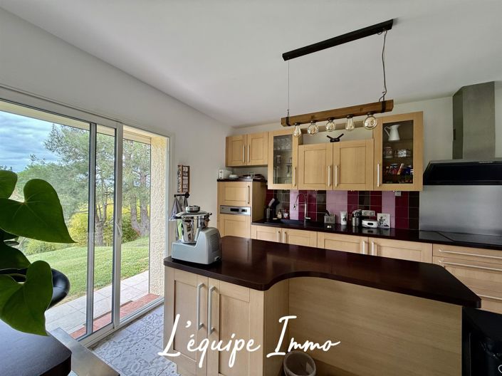 Image No.7-4 Bed House for sale