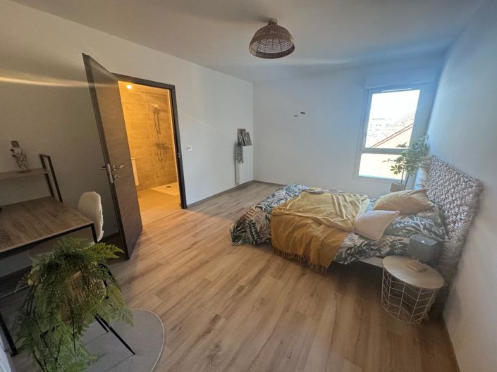 Image No.4-3 Bed Apartment for sale