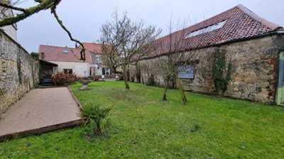 1 - Marquise, House