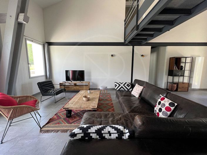 Image No.4-6 Bed House for sale