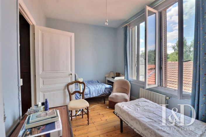 Image No.17-Maison de 8 chambres à vendre à Saint-Chéron