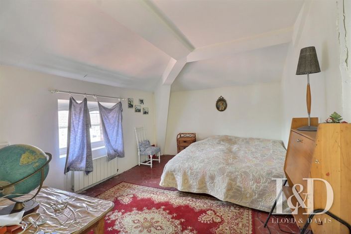 Image No.19-Maison de 8 chambres à vendre à Saint-Chéron