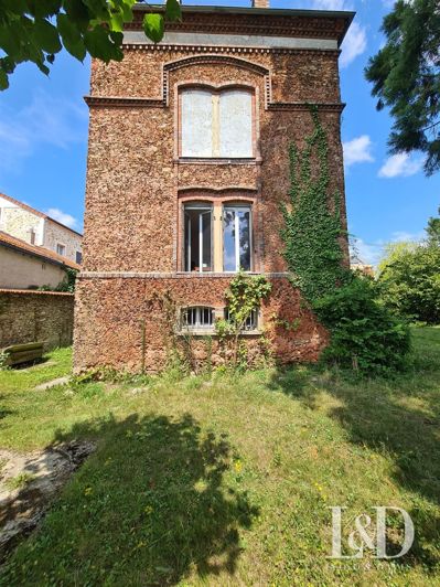 Image No.2-Maison de 8 chambres à vendre à Saint-Chéron