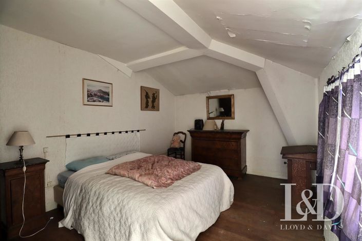 Image No.20-Maison de 8 chambres à vendre à Saint-Chéron