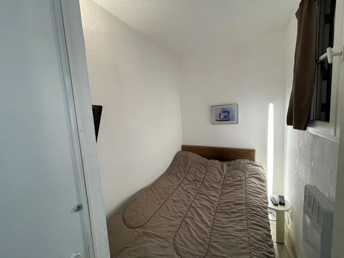 Image No.11-Apartment for sale