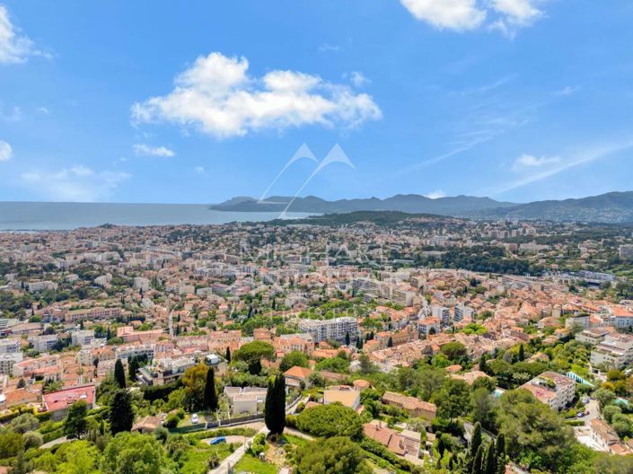 Image No.2-Maison de 4 chambres à vendre à Le Cannet