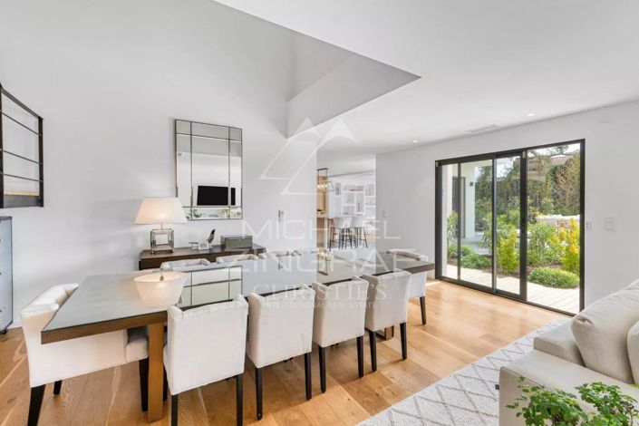 Image No.6-4 Bed House for sale