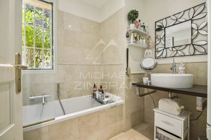 Image No.7-3 Bed Apartment for sale