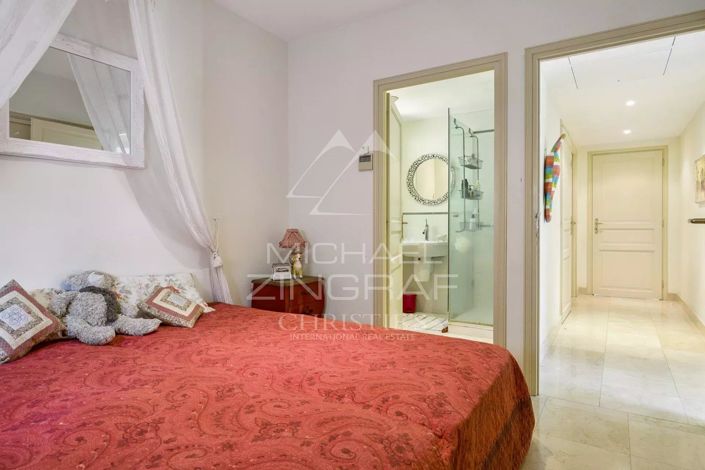 Image No.8-3 Bed Apartment for sale