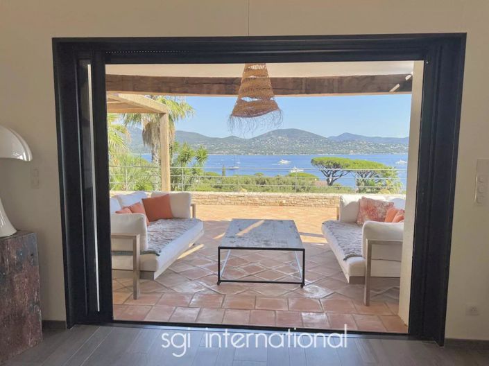 Image No.7-5 Bed House for sale