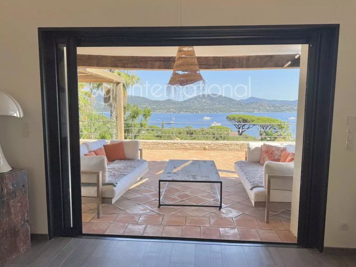 Image No.7-5 Bed House for sale