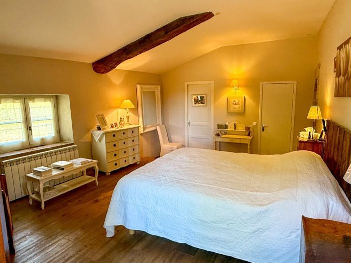 Image No.15-3 Bed House for sale