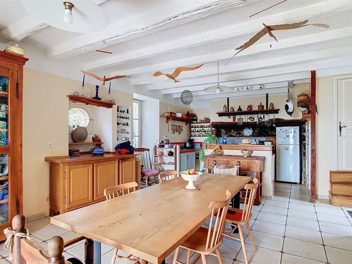 Image No.5-10 Bed House for sale