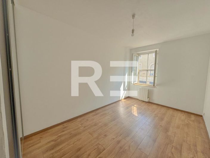 Image No.6-Appartement de 2 chambres à vendre à Saint-Gilles