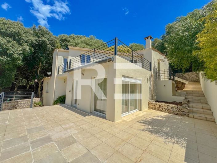 Image No.14-3 Bed House for sale