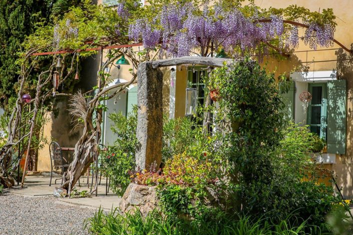 Image No.12-6 Bed House for sale