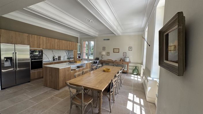 Image No.7-5 Bed House for sale