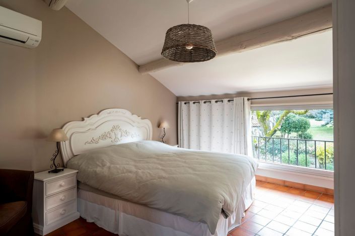 Image No.15-6 Bed House for sale