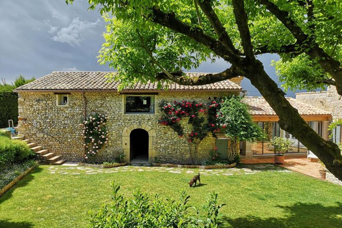 Image No.9-6 Bed House for sale