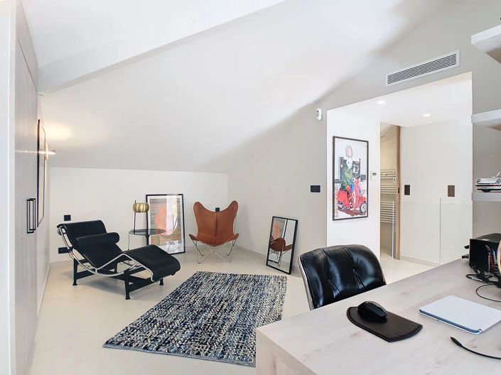 Image No.20-3 Bed Apartment for sale