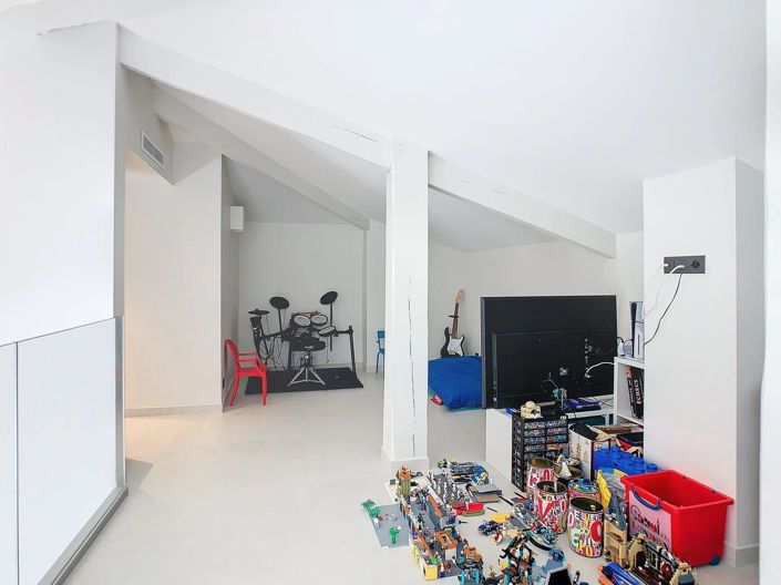 Image No.23-3 Bed Apartment for sale