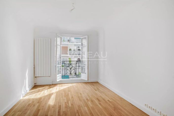 Image No.2-3 Bed Apartment for sale