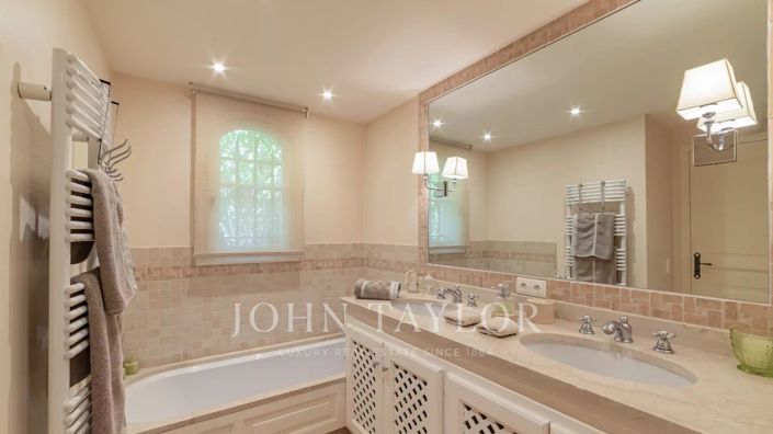 Image No.19-Maison de 4 chambres à vendre à Mougins