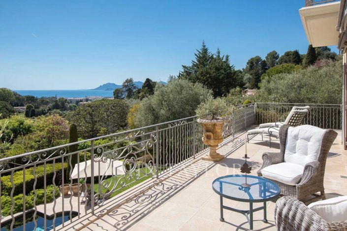 Image No.5-4 Bed House for sale