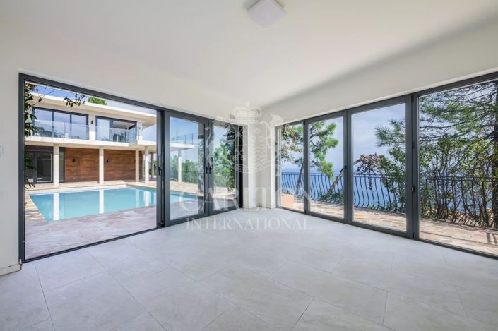 Image No.19-4 Bed House for sale