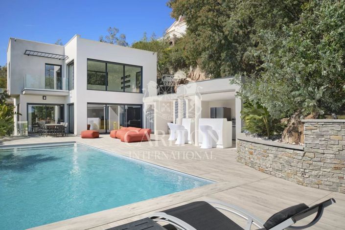 Image No.5-5 Bed House for sale